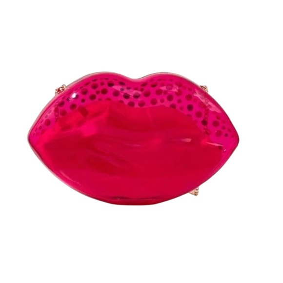 Rose Red Acrylic Lip Shaped Bag - Picture 3 of 8